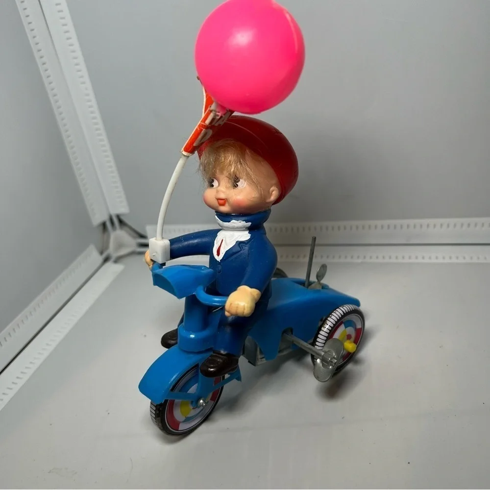 1960s-70s Mechanical Boys Tricycle With Revolving Bell Tin Vtg Toy Works Great